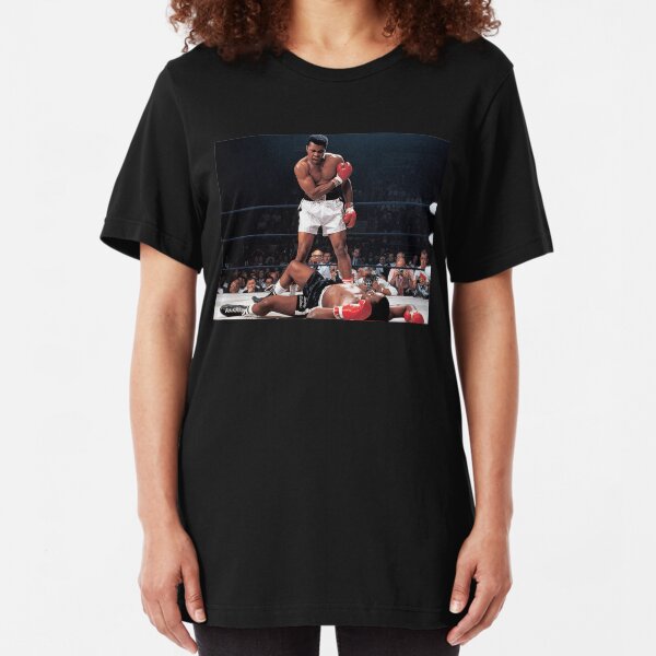 Muhammad Ali brutally knocked out Sonny Liston Slim Fit T-Shirt