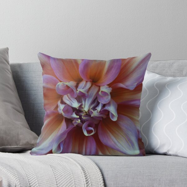 Artikelvorschau, Dahlia At Dawn entworfen und verkauft von mikej.