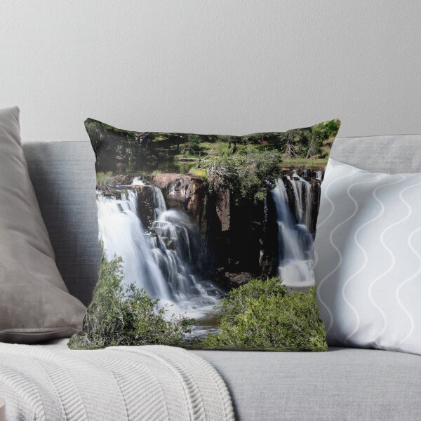 Aperçu de l'œuvre Tooloom Falls créée et vendue par Trevor Farrell.