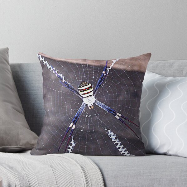 Aperçu de l'œuvre St Andrews Cross Spider créée et vendue par HayleyJS.
