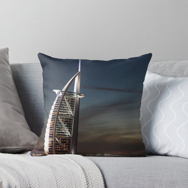Artikelvorschau, Burj al Arab at night entworfen und verkauft von Gideon van Zyl.