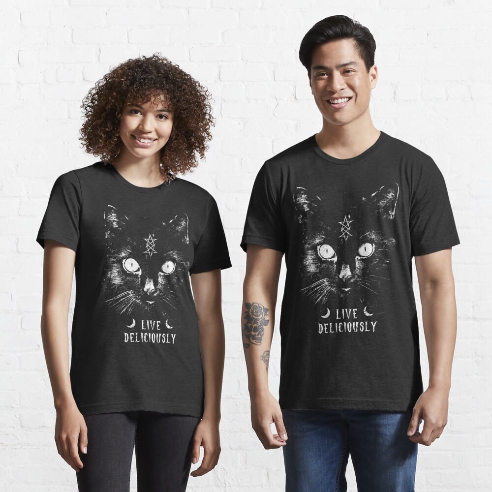 Live deliciously - Witch - Cat - Eldritch Dreamer - Lovecraftian Cthulhu mythos wear Essential T-Shirt
