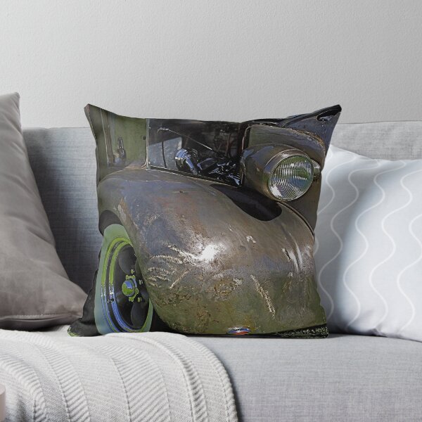 The Finished Unfinished 01 Throw Pillow