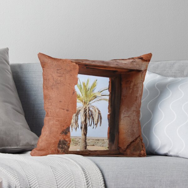 Aperçu de l'œuvre Kanyaka Framed Palm Tree créée et vendue par GuyR.