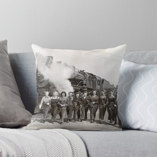 Item preview, an oldie designed and sold by Maureen Bloesch.