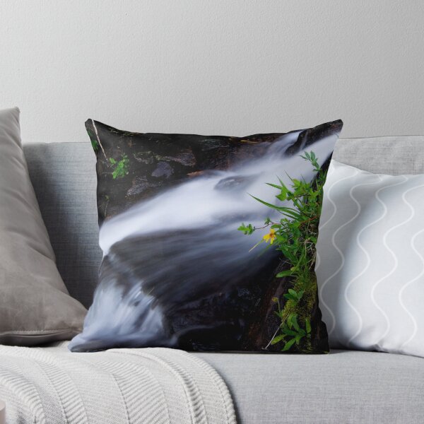 Artikelvorschau, Waterflow Flower entworfen und verkauft von hellofromearth.