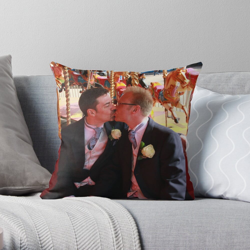 10 Wedding Gift Ideas for Gay Couples Who Have Everything ...