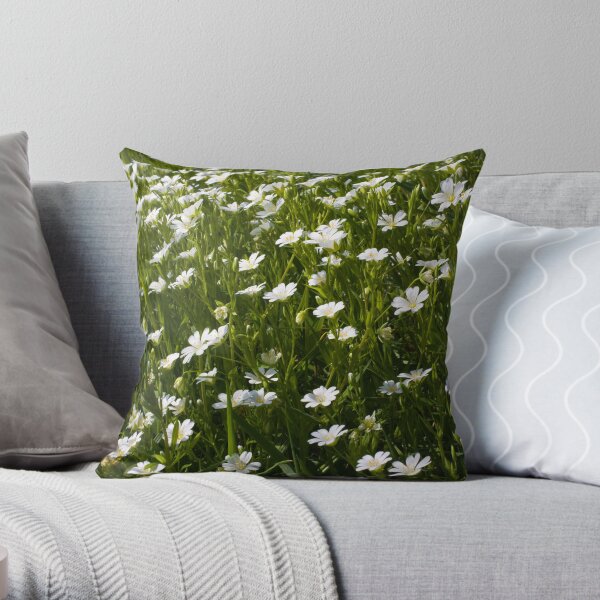 Greater Stitchwort (Stellaria palustris) Throw Pillow