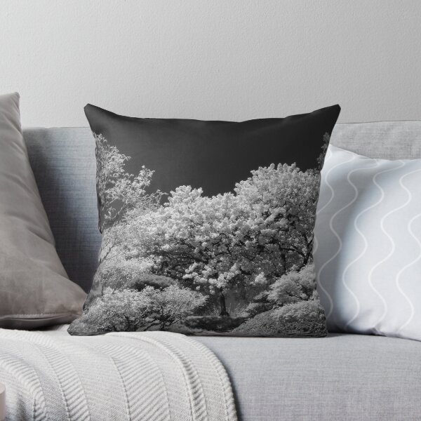 in bloom Throw Pillow