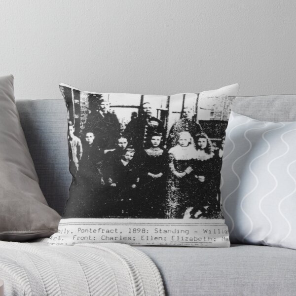 Artikelvorschau, Family - 1898 Pontefract,Yorkshire entworfen und verkauft von Trevor Kersley.