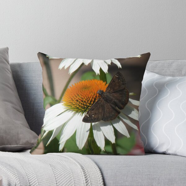 Artikelvorschau, Little Brown Butterfly entworfen und verkauft von Colleen Drew.
