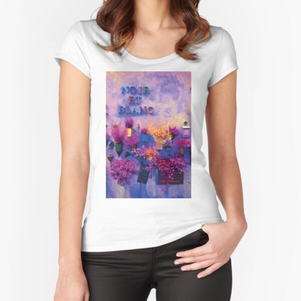 Fitted Scoop T-Shirt