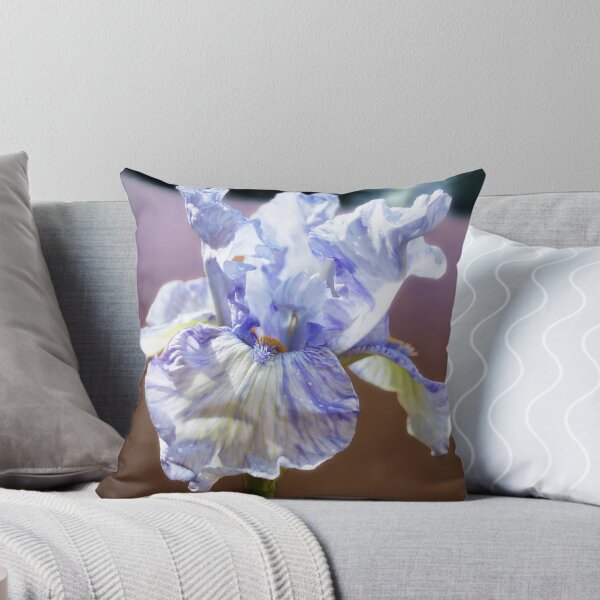 Aperçu de l'œuvre Blue Iris Morning créée et vendue par TWindDancer.