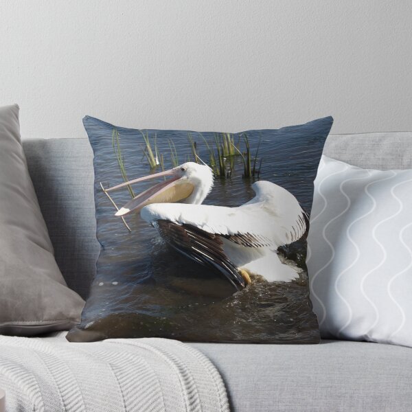Artikelvorschau, White Pelican in the marsh entworfen und verkauft von Bill Perry.