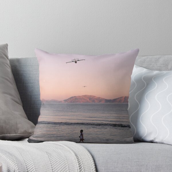 Artikelvorschau, Fire planes at sunset..Ikaria, Greece entworfen und verkauft von JANET SUMMERS.