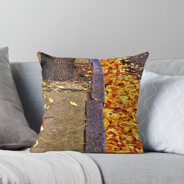 Aperçu de l'œuvre An Autumnal Mess créée et vendue par Sarah Fulford.