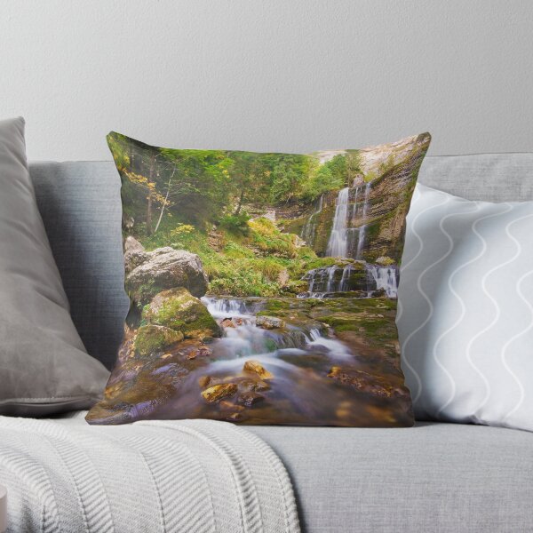 Guiers Vif And Great Fall Throw Pillow