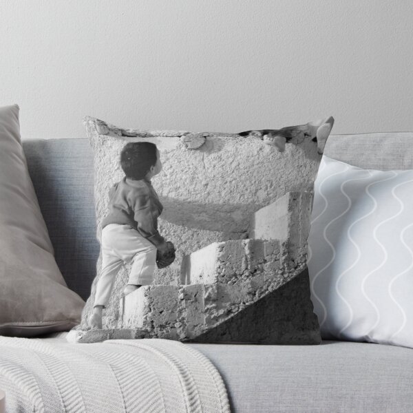Item preview, Summit meeting designed and sold by Hélène David-Cuny.