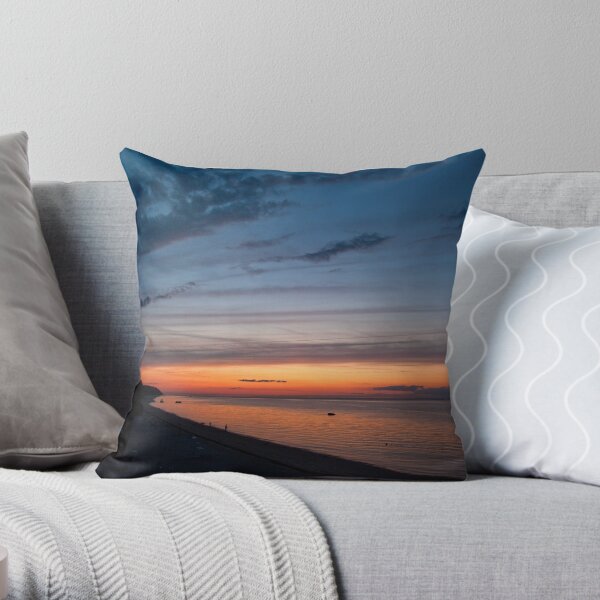 Friendship Beach, Rocky Point, New York Sunset Throw Pillow
