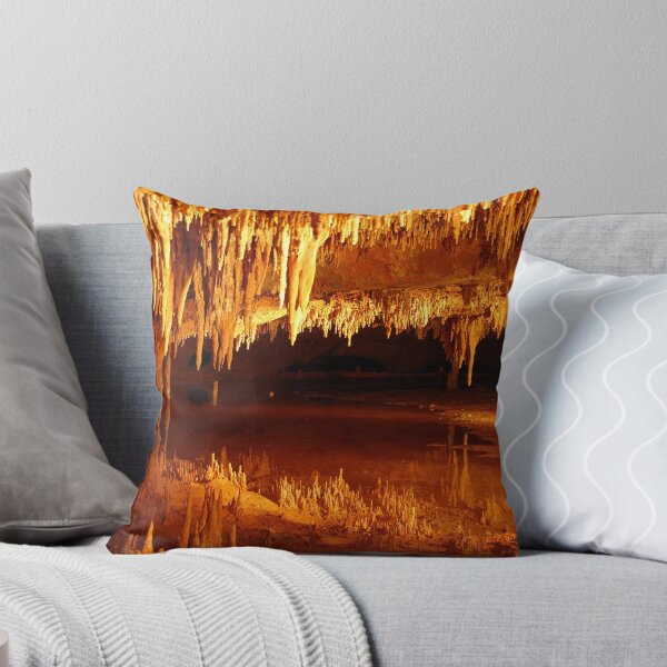 Artikelvorschau, Cavern Reflection entworfen und verkauft von BProven40.