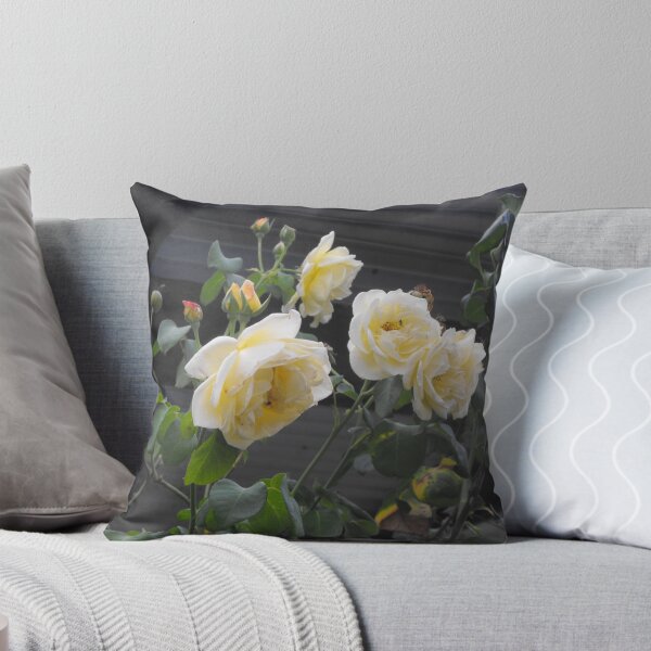 Artikelvorschau, Roses for M'Lady entworfen und verkauft von 4spotmore.