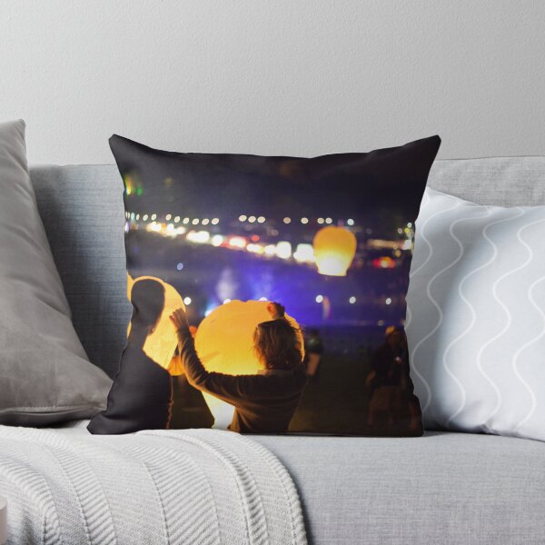magical lanterns Throw Pillow