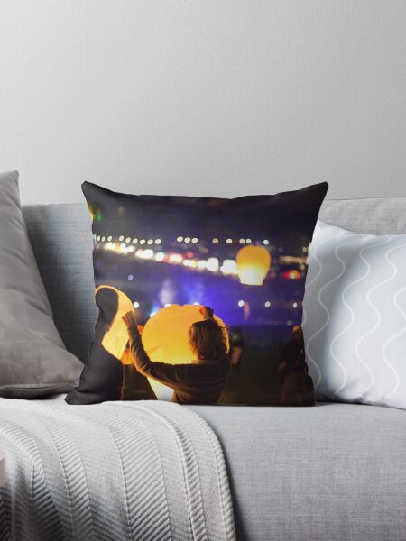 magical lanterns Throw Pillow
