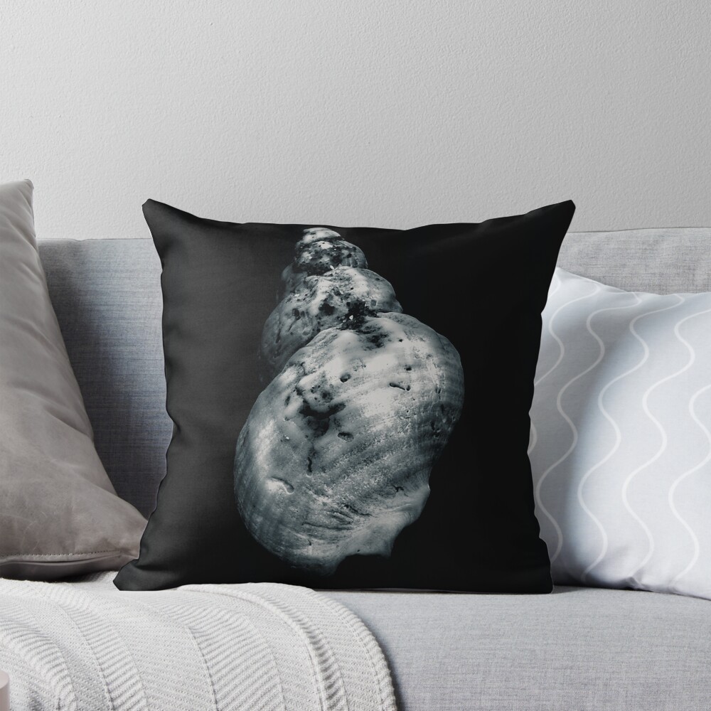 Vista previa del artículo con la obra «Cojín», diseñado y vendido por DougCook.