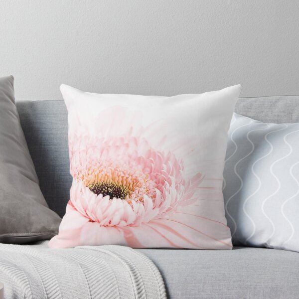 Artikelvorschau, High Key Gerbera Daisy entworfen und verkauft von Chesil.