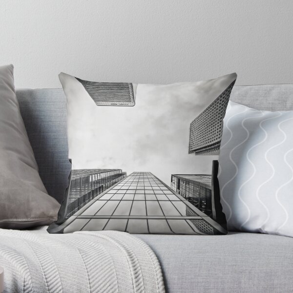 Canary Wharf | 01 Throw Pillow