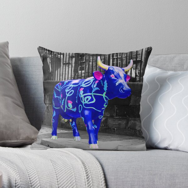 Och Aye the Moo Throw Pillow