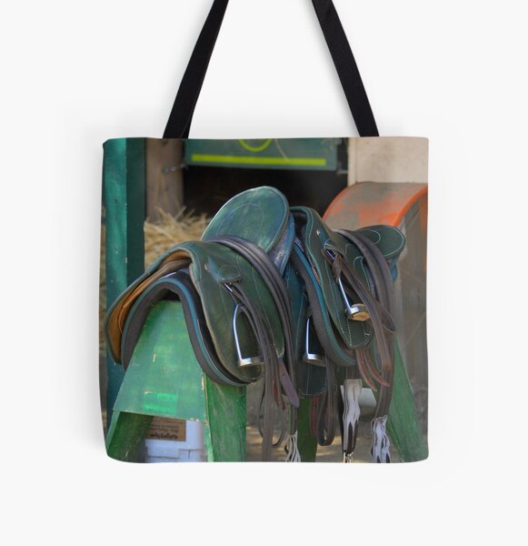 Aperçu de l'œuvre Selle de course sur cheval de scie créée et vendue par ElfinYeti.