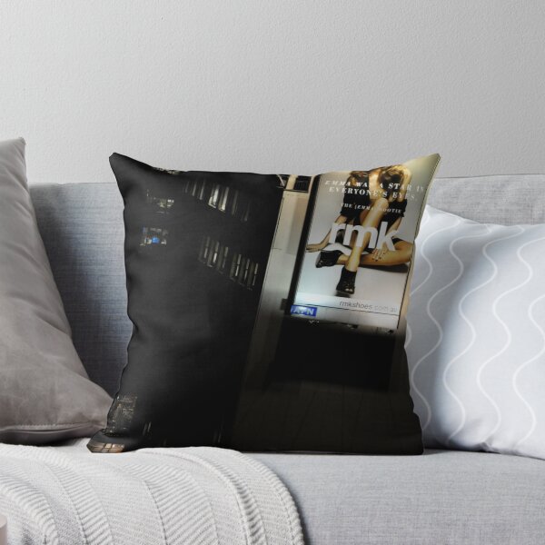 Item preview, rmk designed and sold by Trish Woodford.
