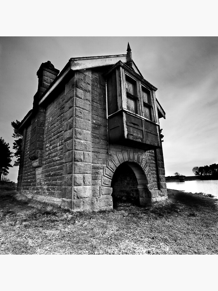 Boat house by tontoshorse