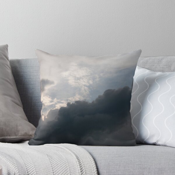 Artikelvorschau, Storm Clouds entworfen und verkauft von hinomaru.