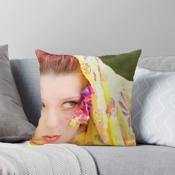 Item preview, spring designed and sold by Micki Ferguson.