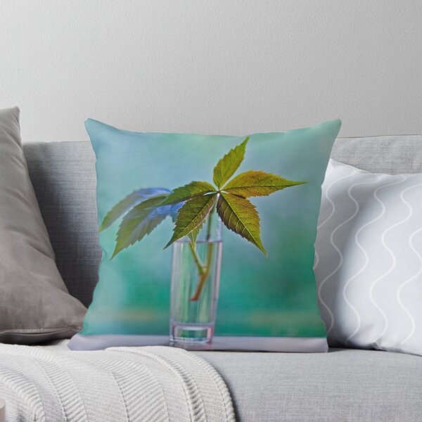 Item preview, Green light designed and sold by Maria Ismanah Schulze-Vorberg.