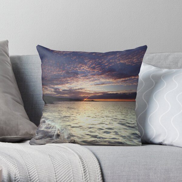 End of the day Throw Pillow