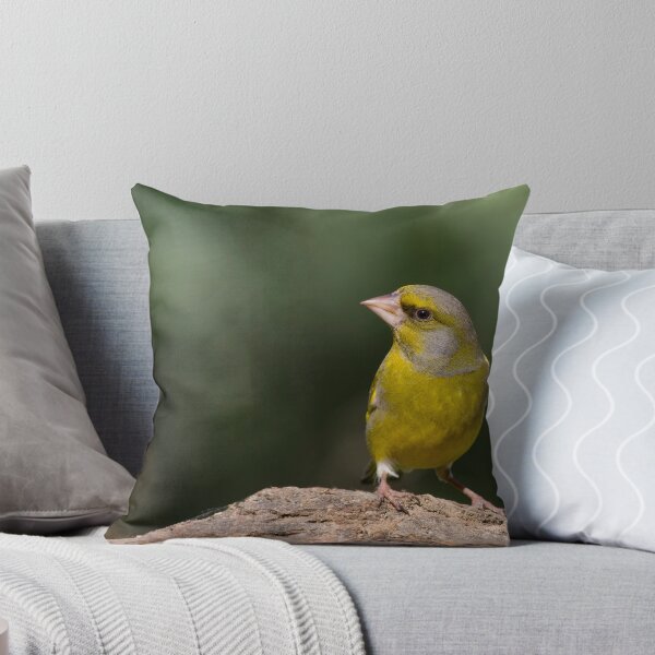 Artikelvorschau, Greenfinch On da Log entworfen und verkauft von Janika.