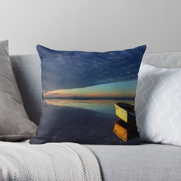 You Wanna Be There But You Don't Wanna Travel Throw Pillow