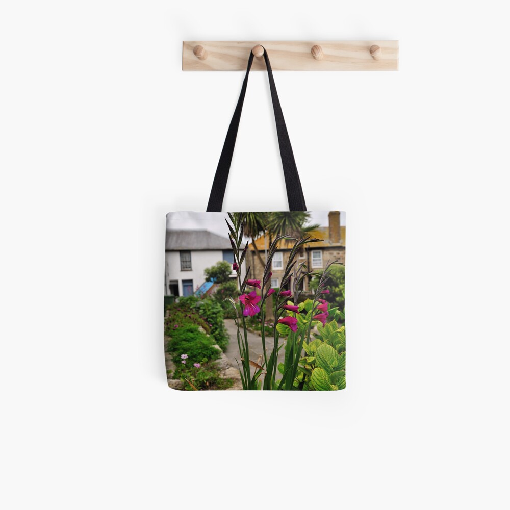 Flowers In a Border Tote Bag