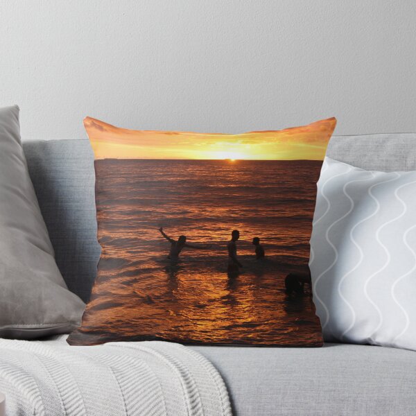 Artikelvorschau, Sunset at Padang Beach, West Sumatra entworfen und verkauft von Ashlee Betteridge.