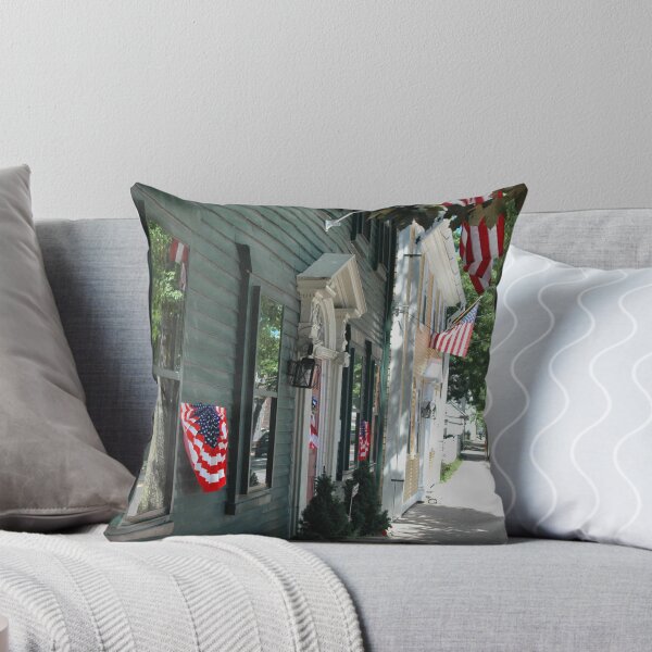Artikelvorschau, Main Street Patriotism entworfen und verkauft von Mystic Image Studio.