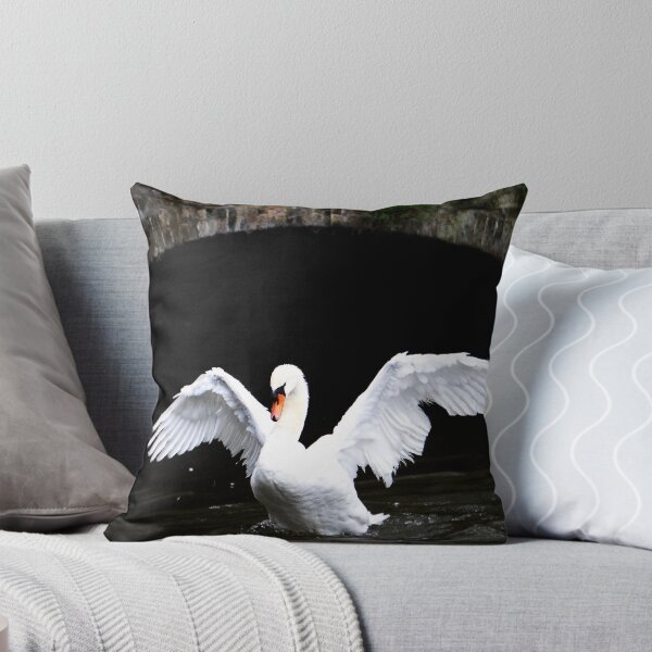 Artikelvorschau, Brugge Swan entworfen und verkauft von Stoneman.
