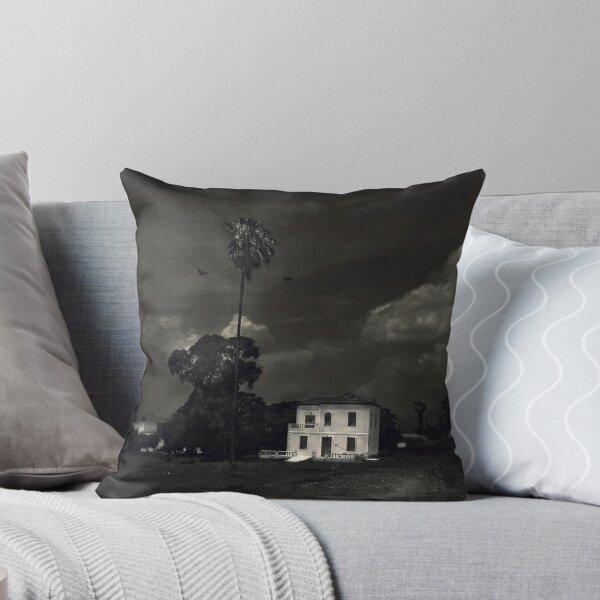 Artikelvorschau, "Country House no 2'' entworfen und verkauft von fanis logothetis.