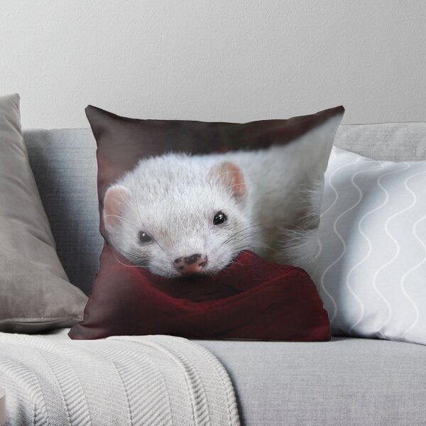 Tu chantais si bien ... Throw Pillow