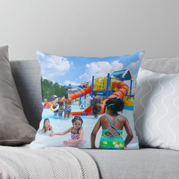 Artikelvorschau, "A Day Of Fun At The Water Park" entworfen und verkauft von franticflagwave.