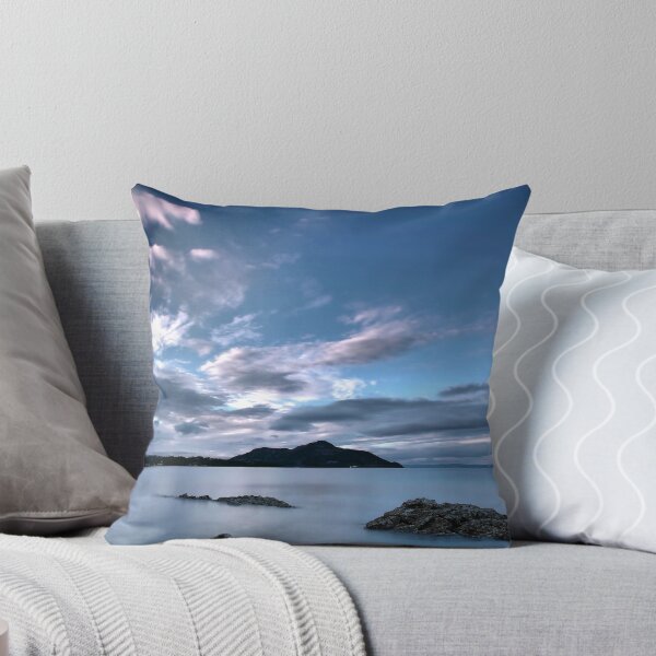 Aperçu de l'œuvre Holy Isle créée et vendue par jaypeekay.