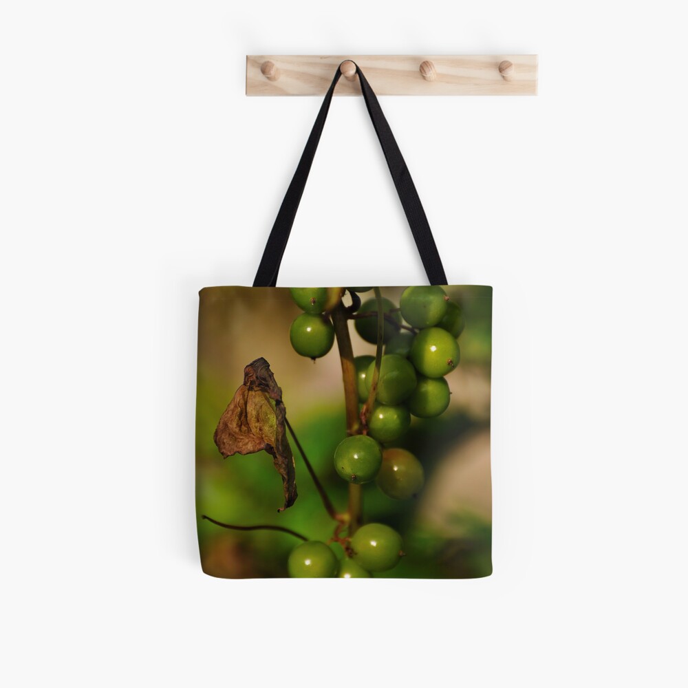 Convolvulous Berries Tote Bag