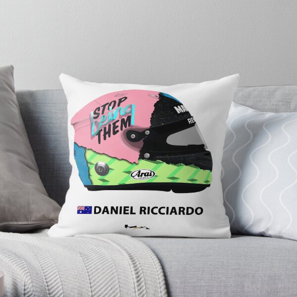 F1 - Daniel Ricciardo - 2019 Helmet. Throw Pillow